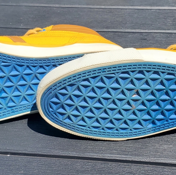 Moods of Norway Sneakers (high tops) - Picture 5 of 5